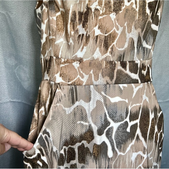 Dressbarn Mid Length Sleeveless Womens Dress with Zip back and front Pockets - Picture 5 of 11